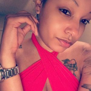 Meet your Posher, Tia